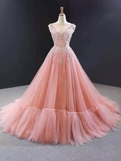 Lucy's Alterations / bridal sewing