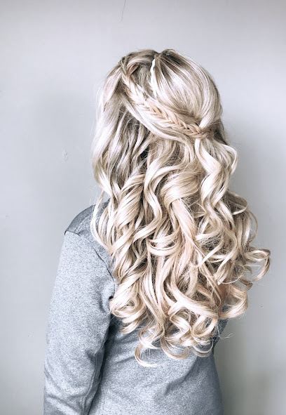 Salon De’Bleu